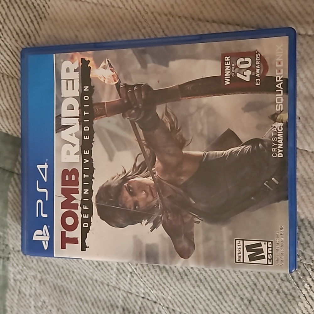 TOMB RAIDER DEFINITELY EDITION